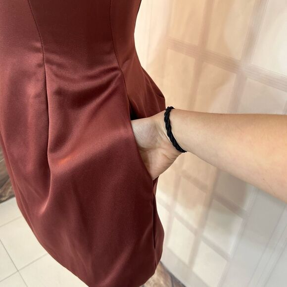 Attached brown satin mini Dress with pockets size XS - Picture 4 of 10
